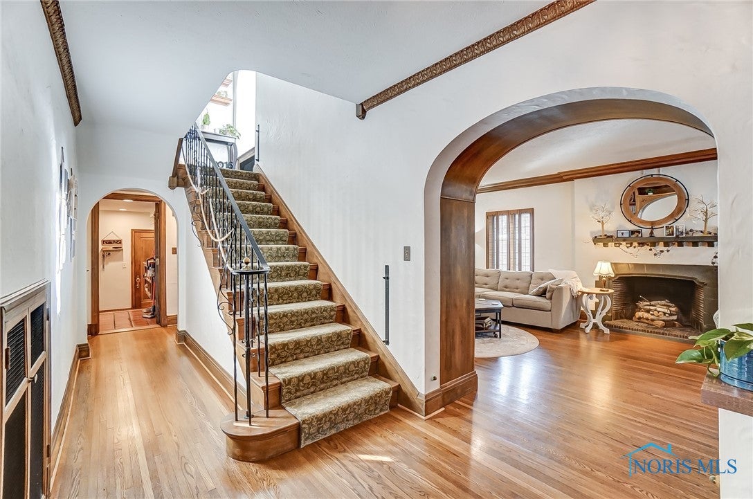 3735 Sulphur Spring Road Toledo, OH 43606 - Photo 8 of 49 Gallery Image 8