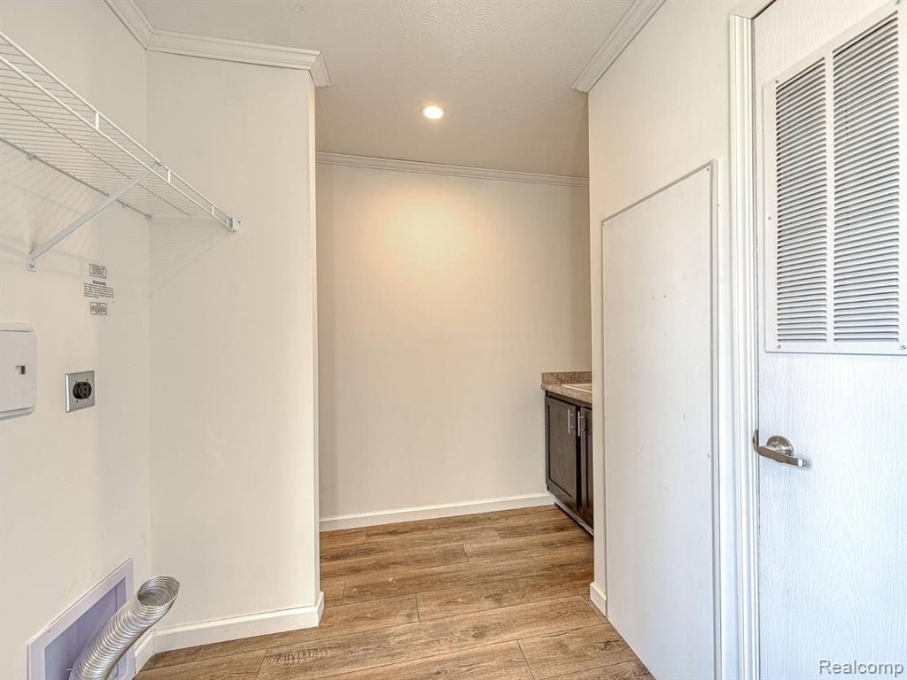 33151 Fort Road Road Rockwood, MI 48173 - Photo 23 of 25 Gallery Image 23