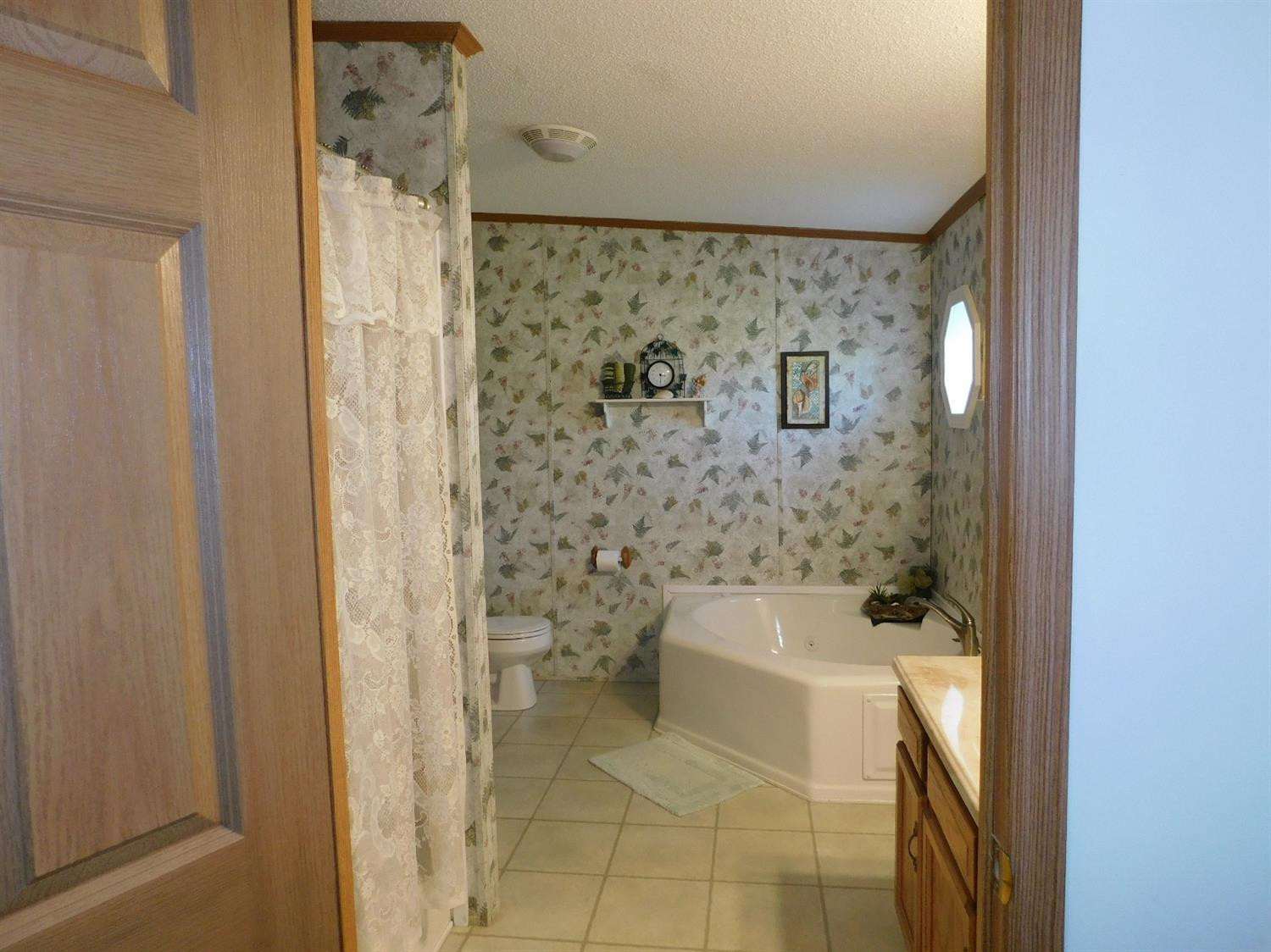 2735 New Cut Road Jeffersonville, KY 40337 - Photo 21 of 40 Photo 21