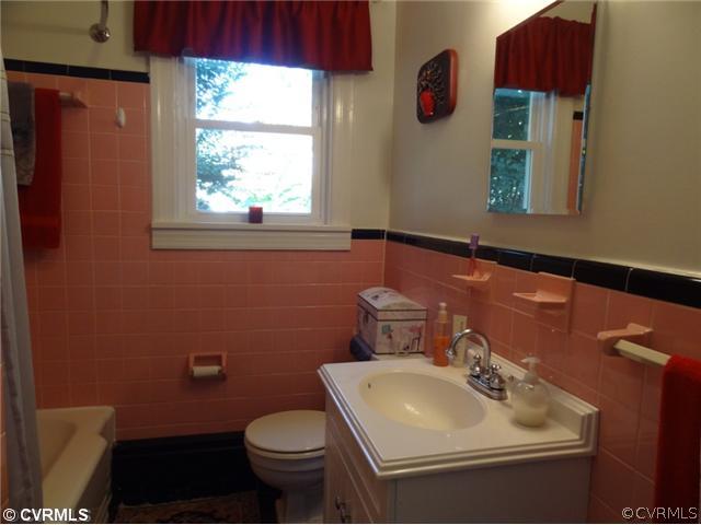 4408 Brook Road Richmond, VA 23227 - Photo 6 of 16 Gallery Image 6