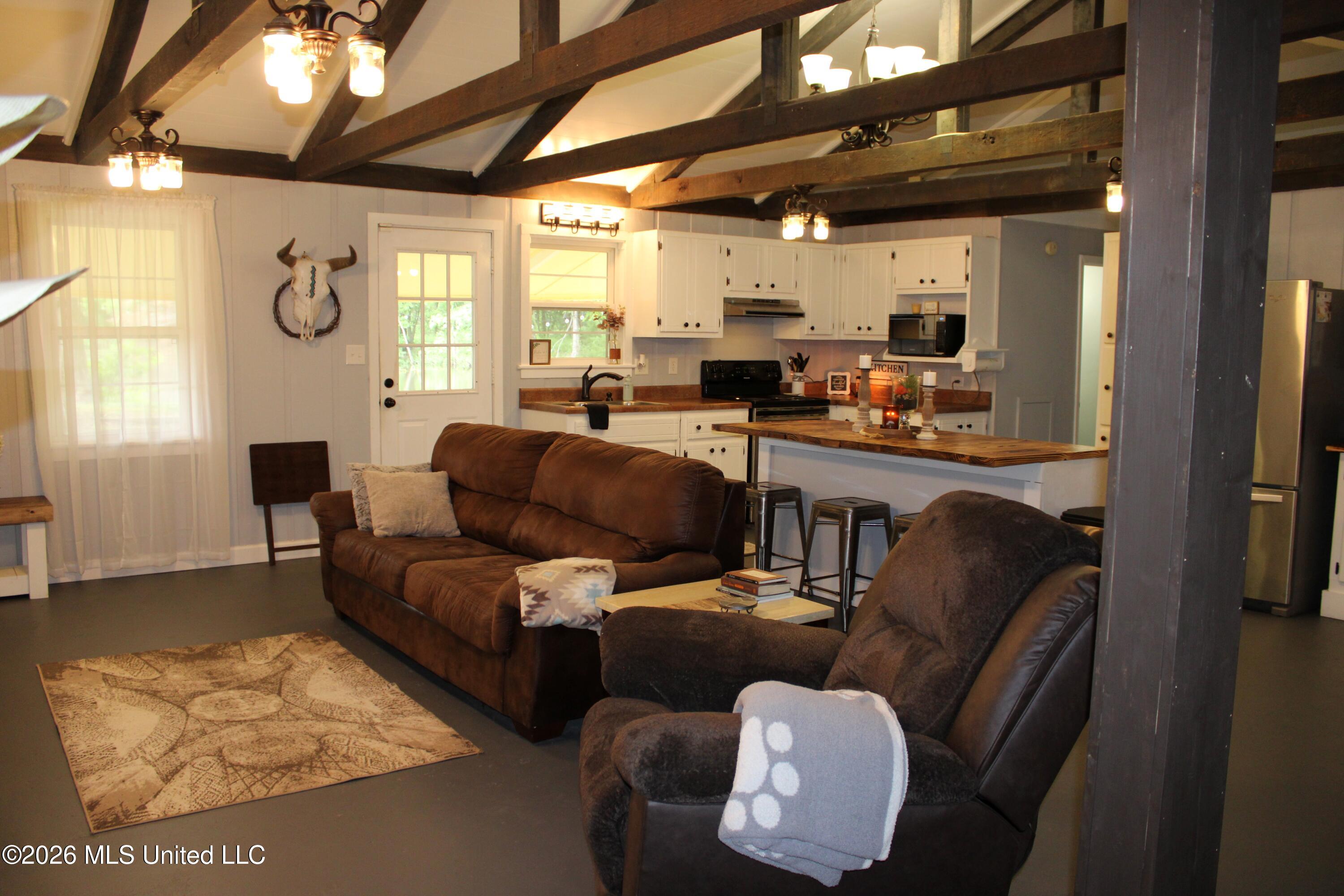 531 Pepper Tree Lane Senatobia, MS 38668 - Photo 8 of 20 Open concept