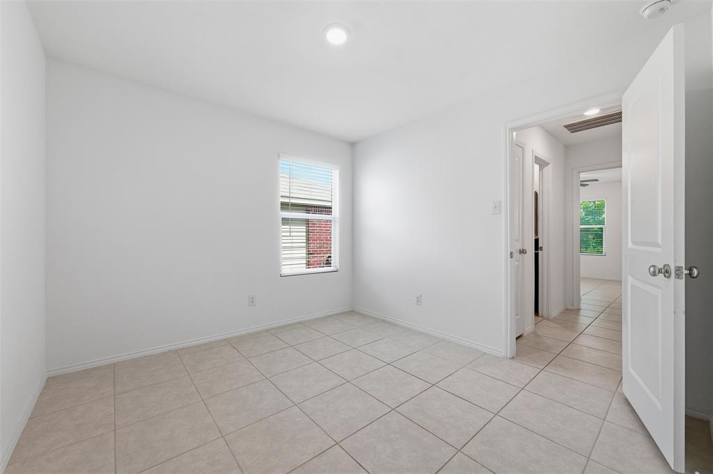 312 Ranchito Pass Haslet, TX 76052 - Photo 16 of 31