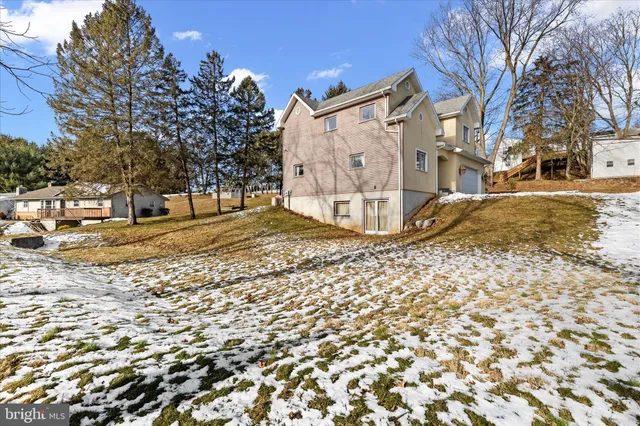 $479,900 | 216 North Charlotte Street, Manheim, PA 17545