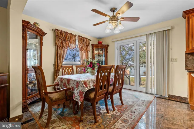 $479,900 | 216 North Charlotte Street, Manheim, PA 17545