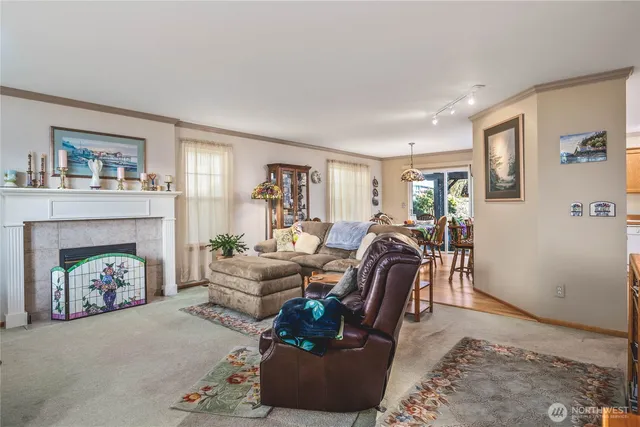 $490,000 | 970 Southwest Upland Court, Oak Harbor, WA 98277