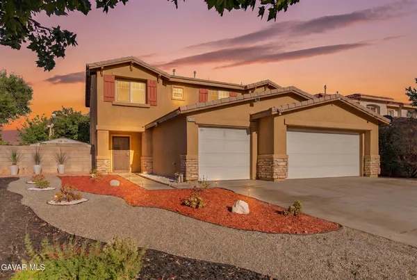 $489,000 | 45320 Robinson Drive, Lancaster, CA 93535