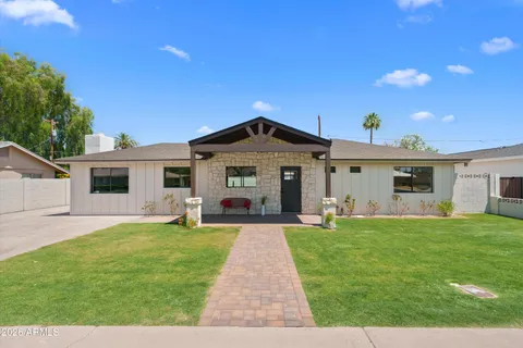 $1,295,000 | 3860 East Clarendon Avenue, Phoenix, AZ 85018
