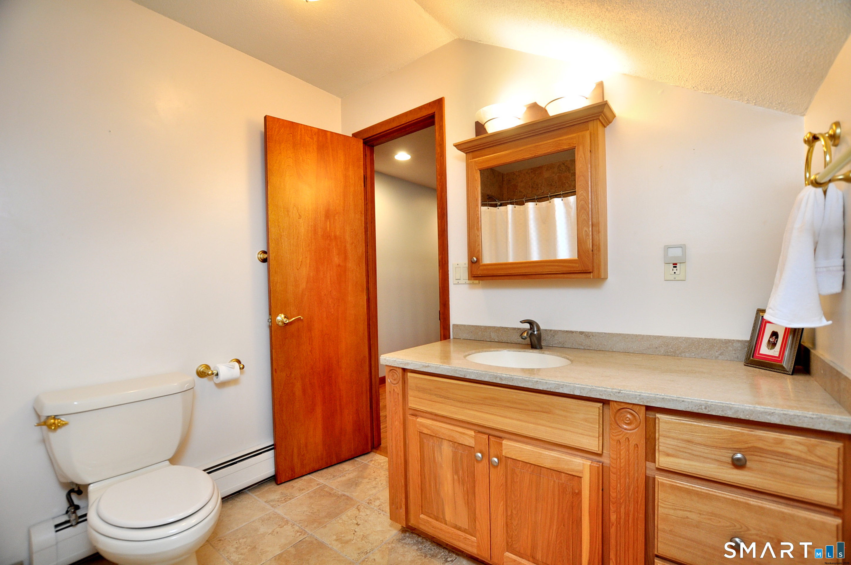 19 West Woods Road Burlington, CT 06013 - Photo 34 of 40