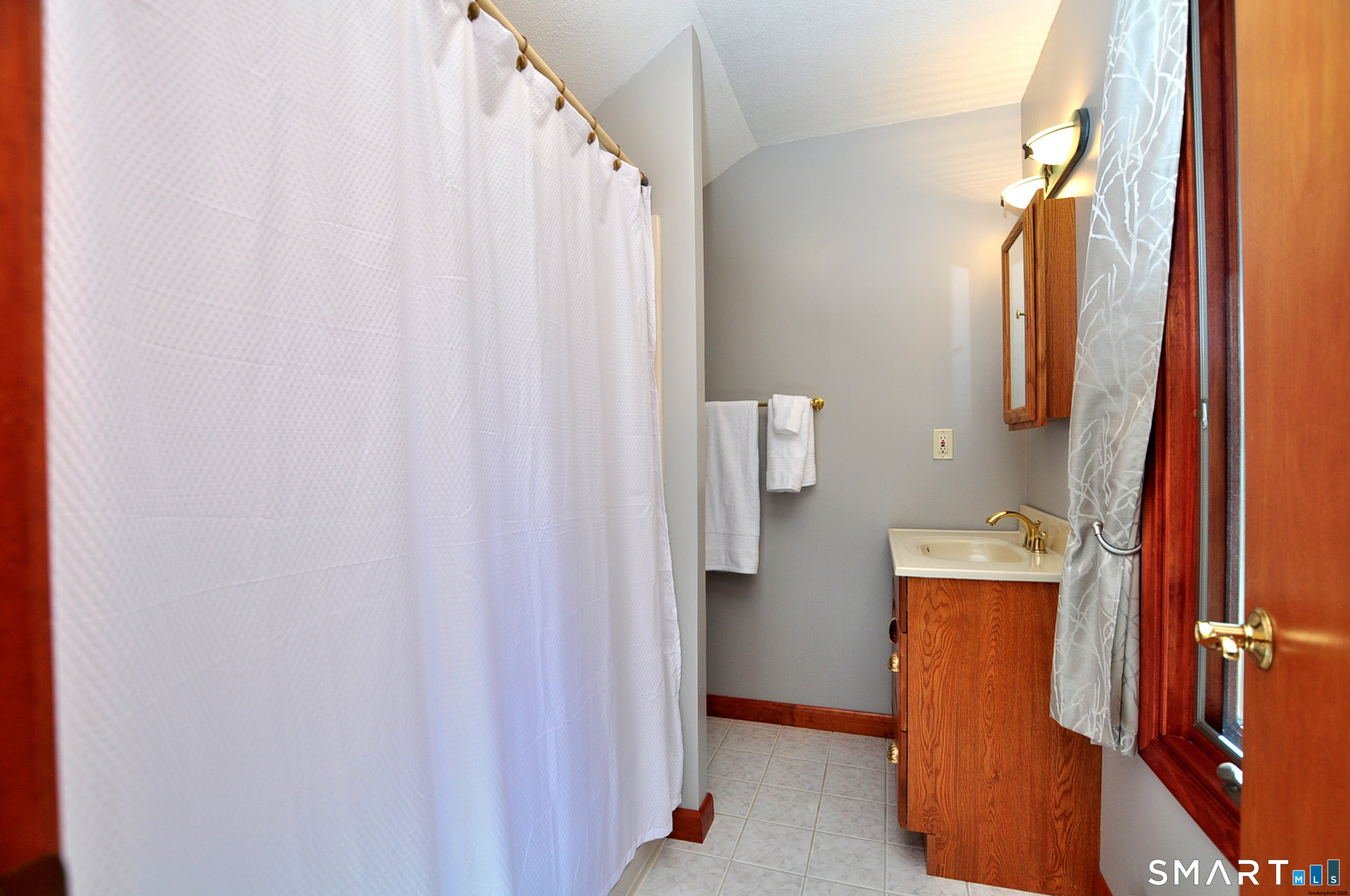 19 West Woods Road Burlington, CT 06013 - Photo 37 of 40