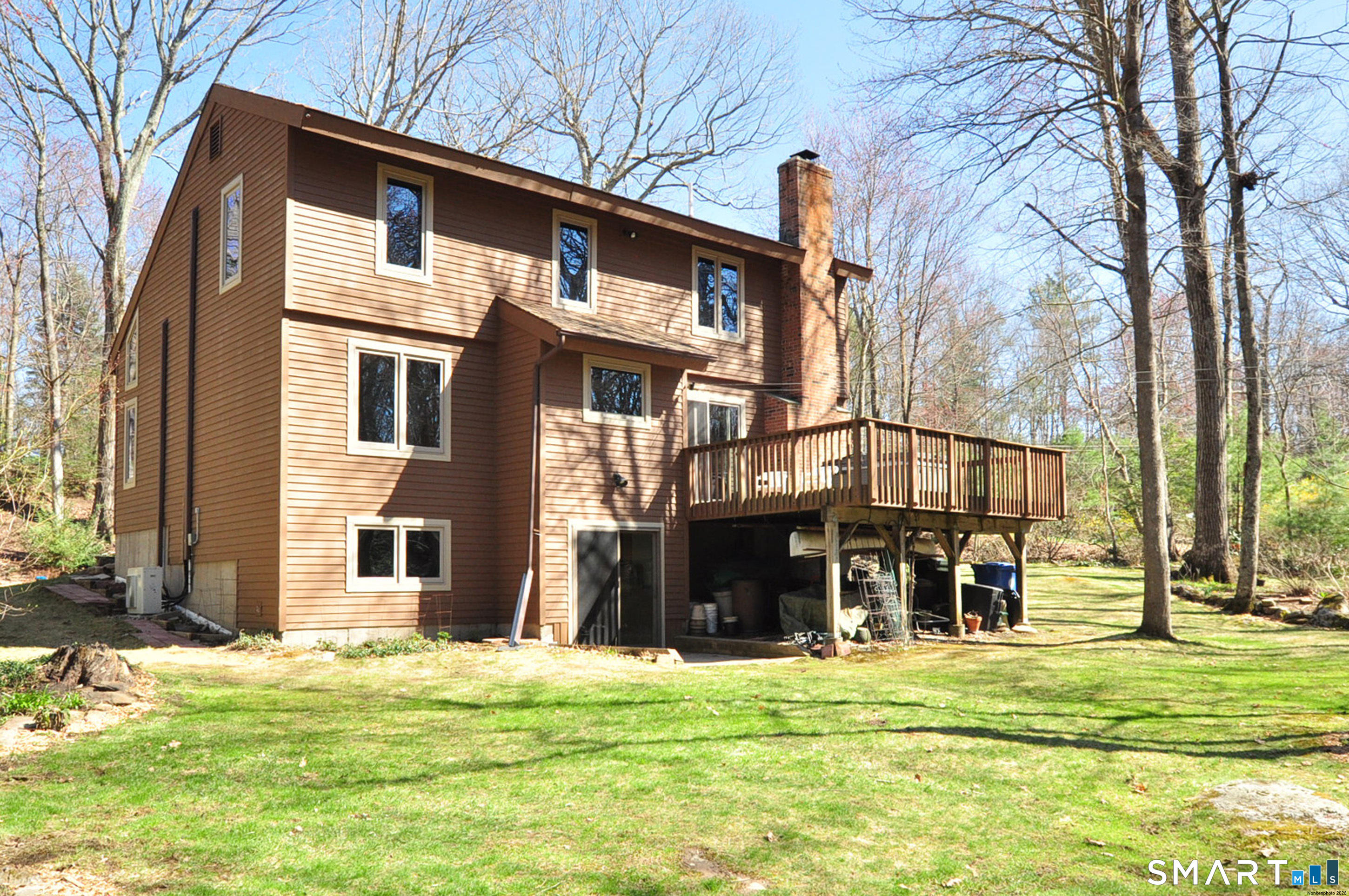 19 West Woods Road Burlington, CT 06013 - Photo 4 of 40