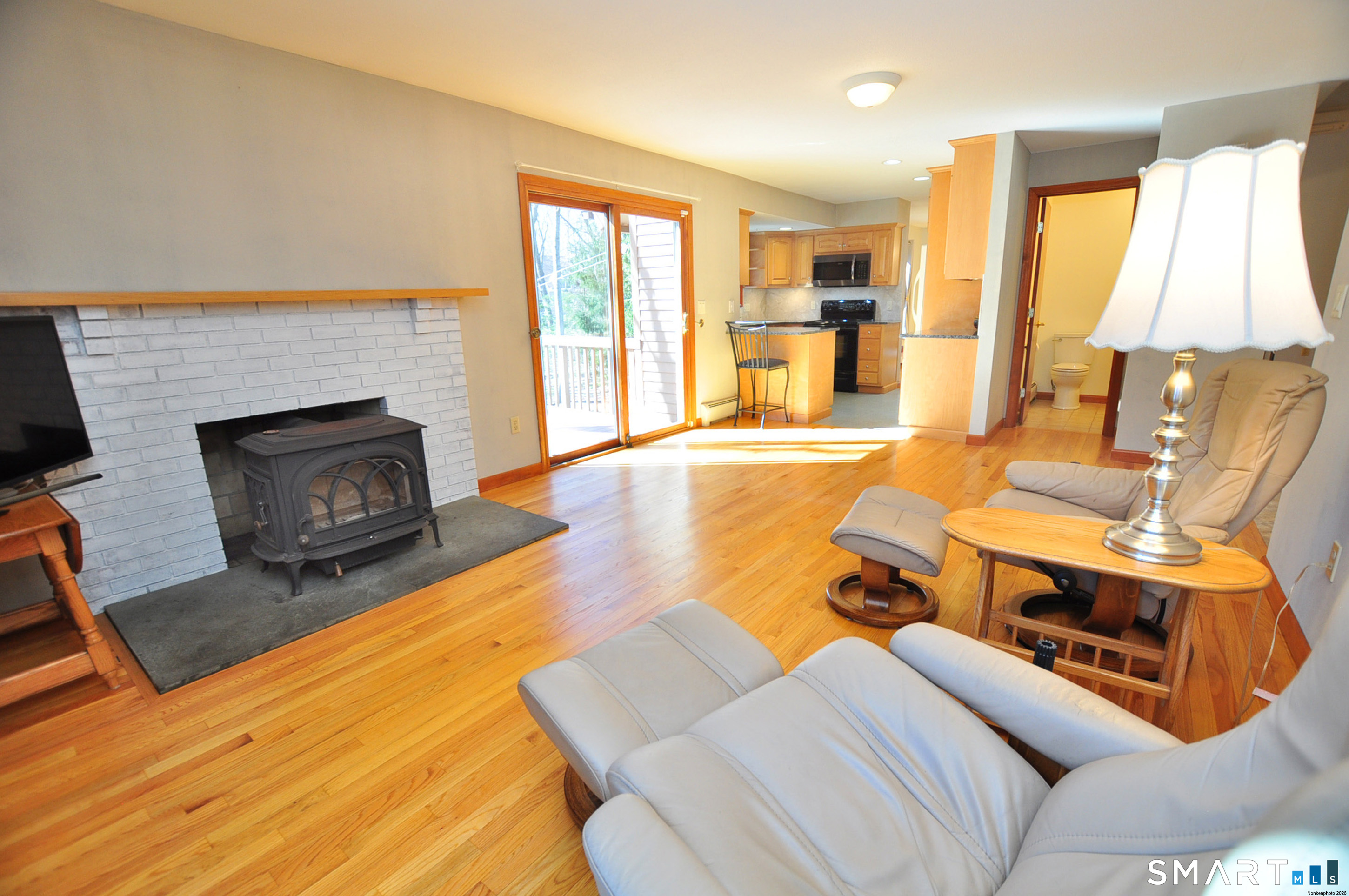 19 West Woods Road Burlington, CT 06013 - Photo 8 of 40