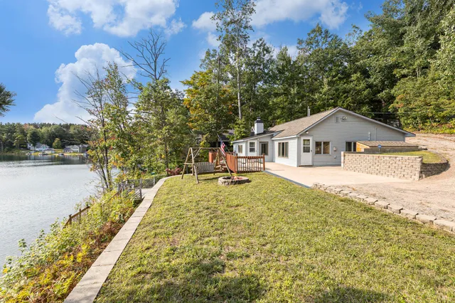 $569,000 | 8804 Sunset Trail Road Northeast, Mancelona, MI 49659