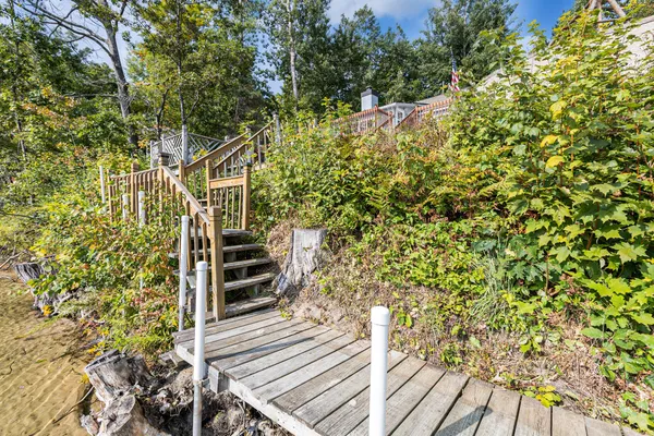 $569,000 | 8804 Sunset Trail Road Northeast, Mancelona, MI 49659