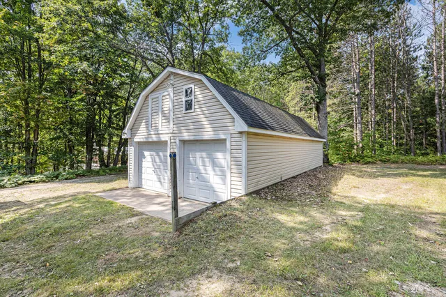 $569,000 | 8804 Sunset Trail Road Northeast, Mancelona, MI 49659