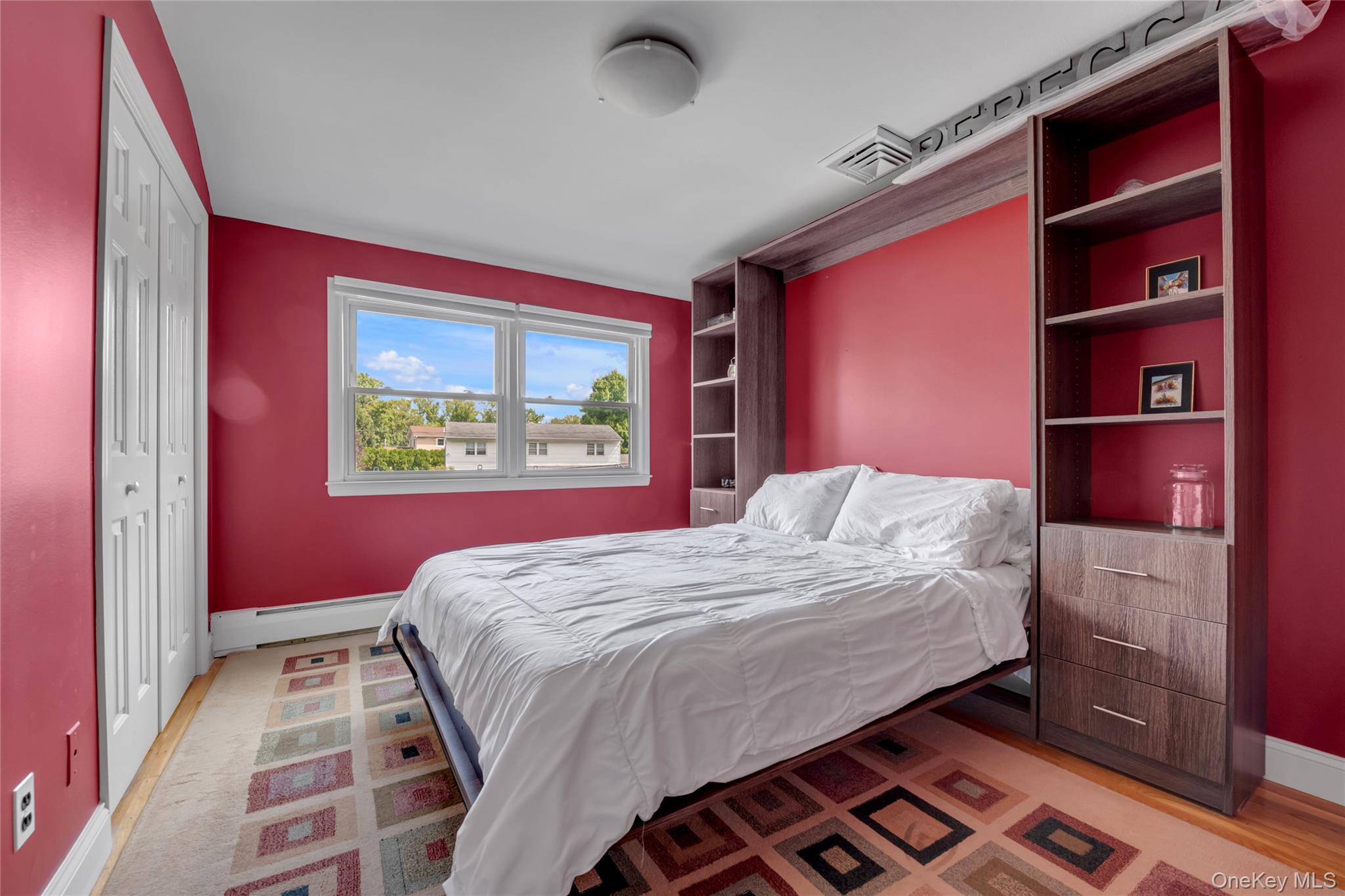 67 Reed Drive Roslyn, NY 11576 - Photo 16 of 28 Gallery Image 16