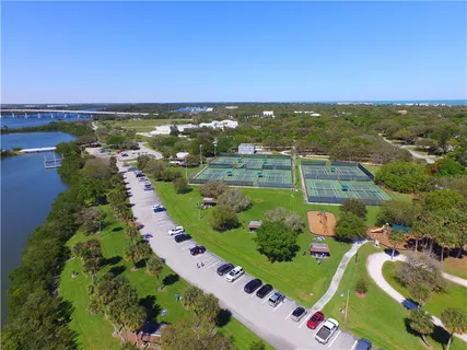 $299,000 | 275 Date Palm Road, Unit 403, Vero Beach, FL 32963