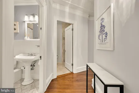 $1,125,000 | 1870 Wyoming Avenue Northwest, Unit 104, Washington, DC 20009