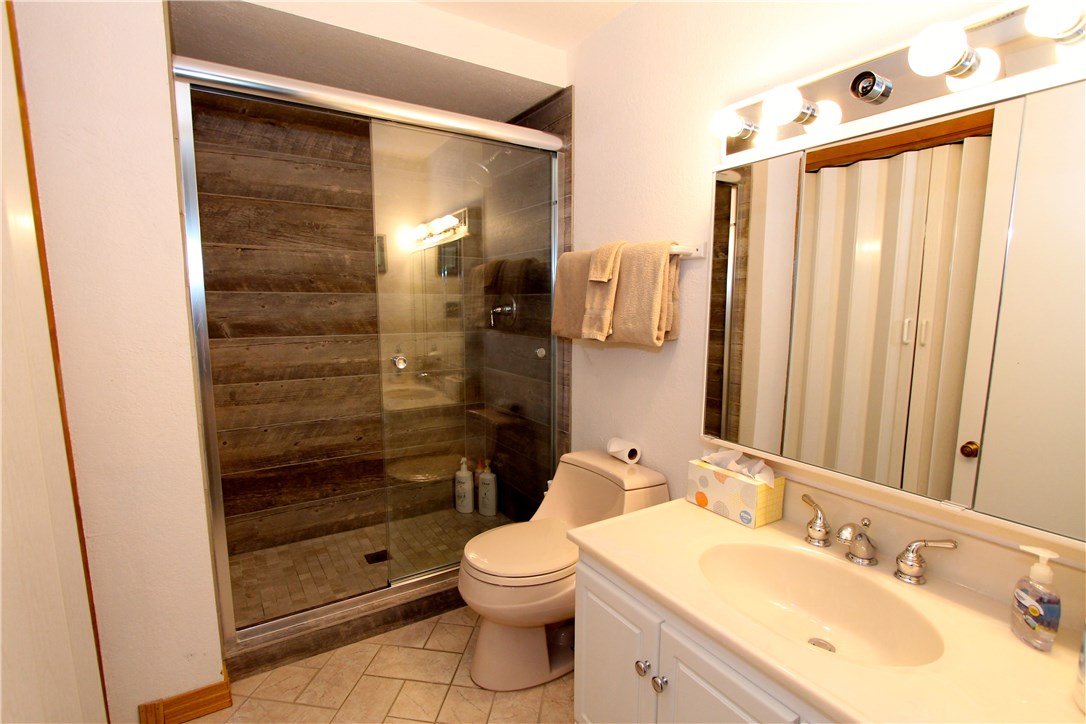 760 Copper Road, Unit 106 Copper Mountain, CO 80443 - Photo 9 of 23 Guest bath has been totally remodeled.