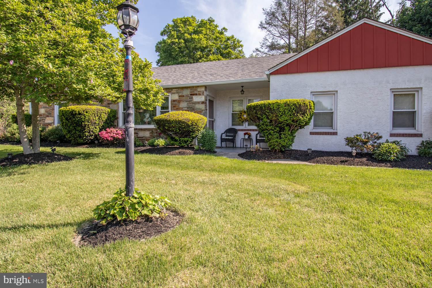 203 West County Line Road Hatboro, PA 19040 - Photo 2 of 29 Gallery Image 2
