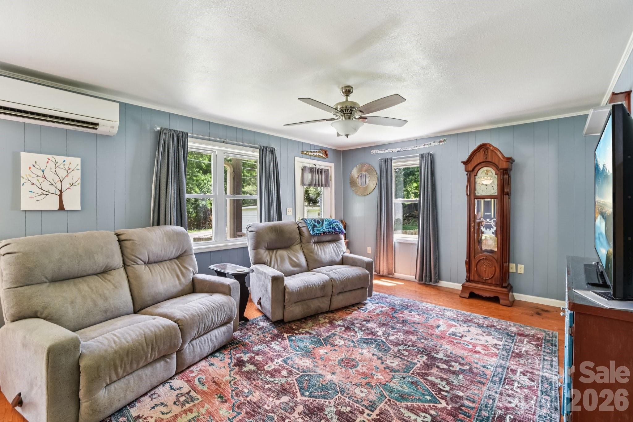 19 Lockman Road Maggie Valley, NC 28751 - Photo 2 of 31