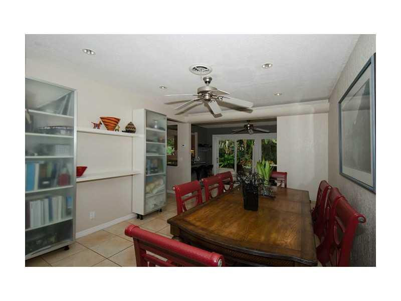 1901 Northeast 27th Street Lighthouse Point, FL 33064 - Photo 6 of 14 Dining Room