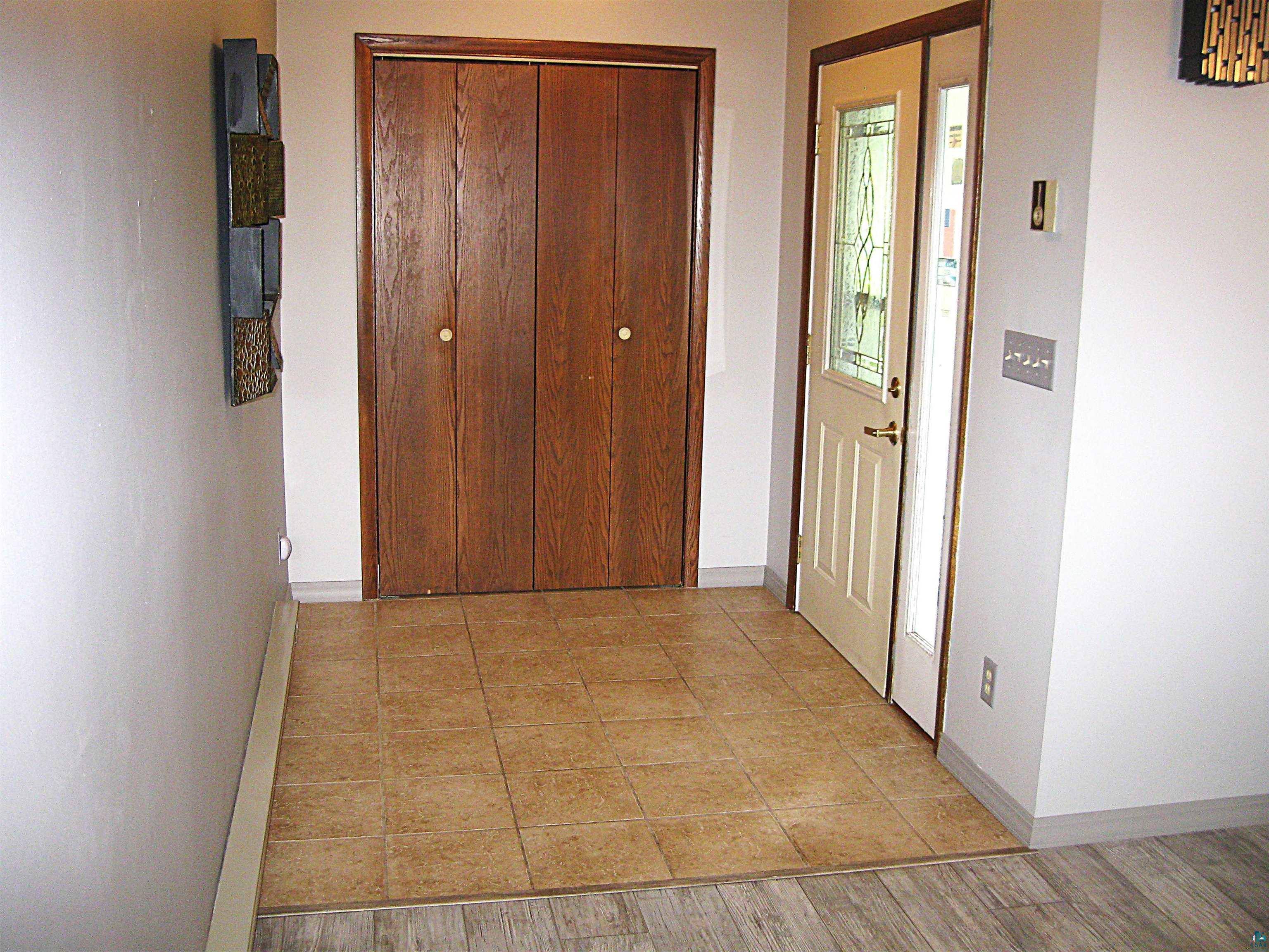 5154 North Tischer Road Duluth, MN 55804 - Photo 12 of 54 Entry