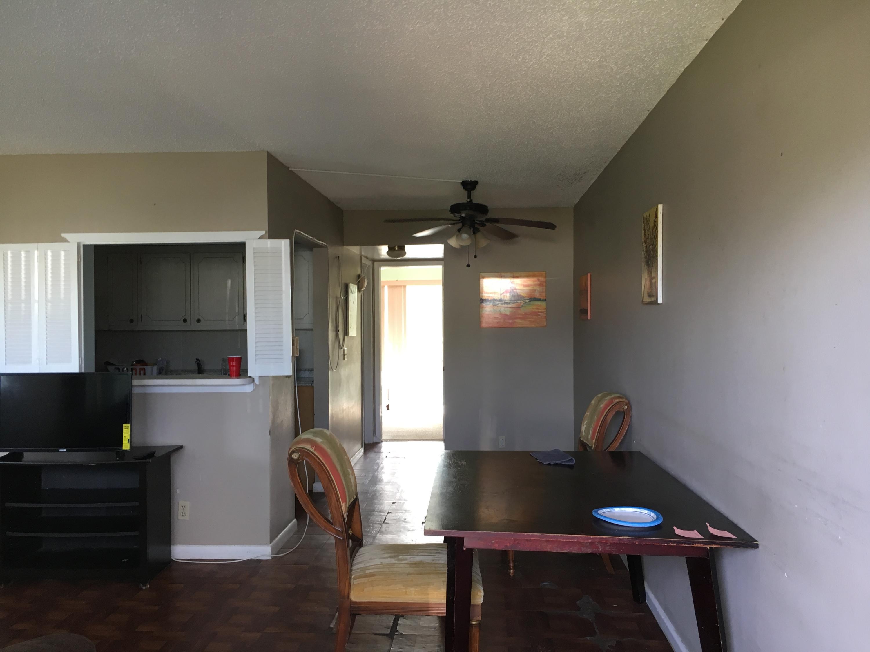 189 Mansfield East, Unit 189 Boca Raton, FL 33434 - Photo 4 of 10 Dining Room