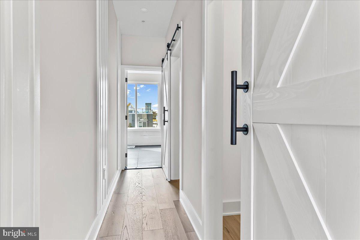 2034 Reed Street Philadelphia, PA 19146 - Photo 27 of 55 3rd Floor Hall