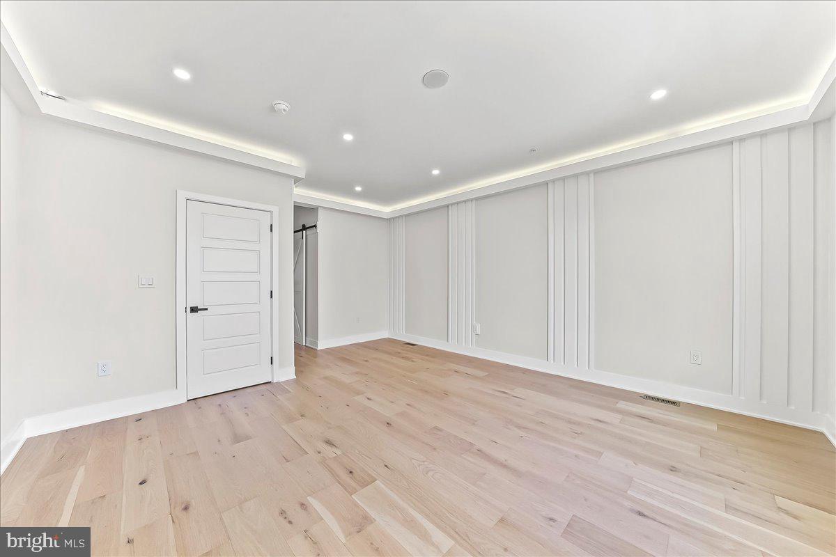 2034 Reed Street Philadelphia, PA 19146 - Photo 31 of 55 3rd Floor Primary Suite