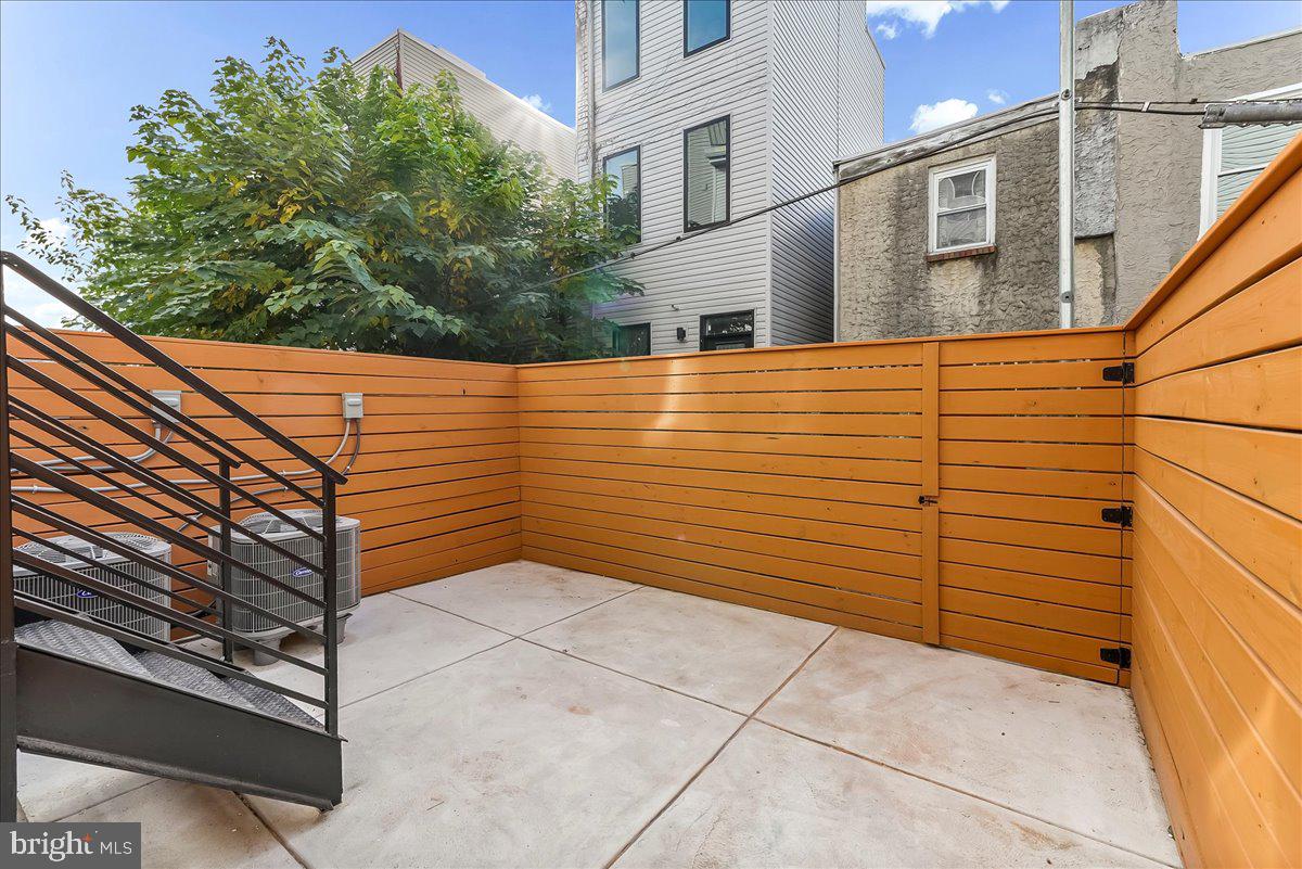 2034 Reed Street Philadelphia, PA 19146 - Photo 46 of 55 Back Patio