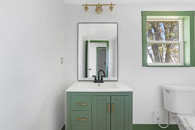 $280,000 | 102 South 400 West, Rupert, ID 83350