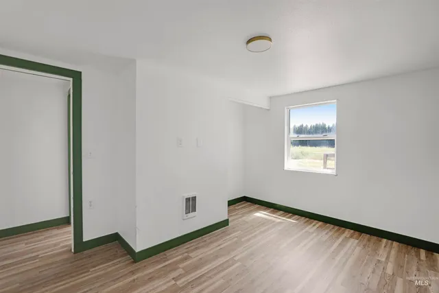 $280,000 | 102 South 400 West, Rupert, ID 83350