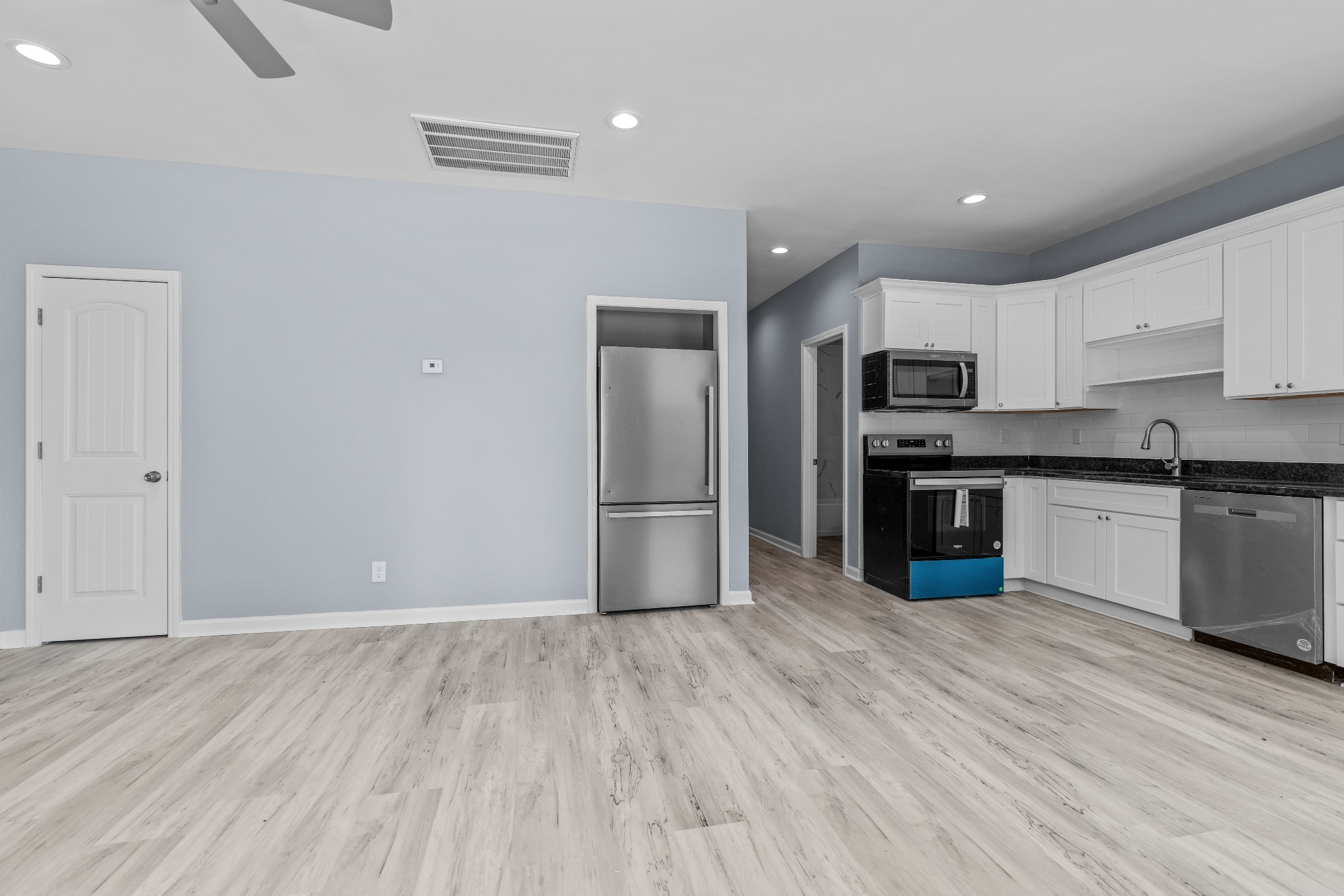 115 Freeman Street, Unit A Tullahoma, TN 37388 - Photo 4 of 25