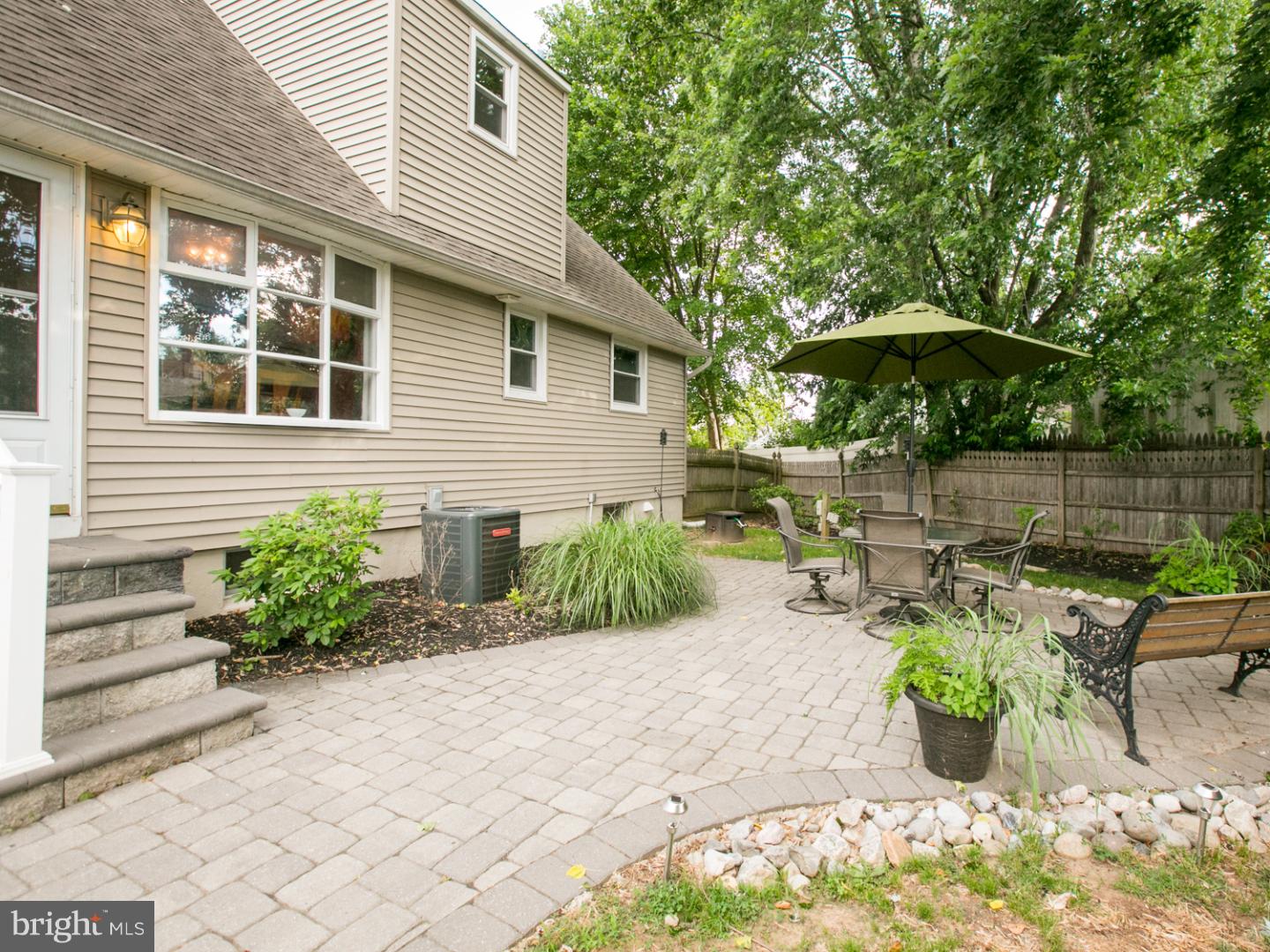 780 Devenney Drive Bellmawr, NJ 08031 - Photo 4 of 24 Gallery Image 4