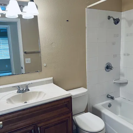 $2,600 | 3107 Southeast Card Terrace, Port St. Lucie, FL 34984