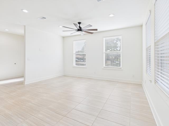 511 Richardson Street Athens, TX 75751 - Photo 16 of 40 Unfurnished room with recessed lighting and a ceiling fan