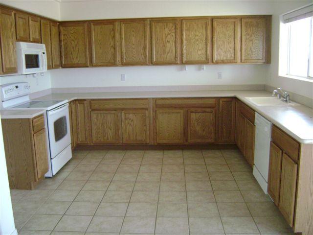 531 Aztec Road Golden Valley, AZ 86413 - Photo 3 of 10 3