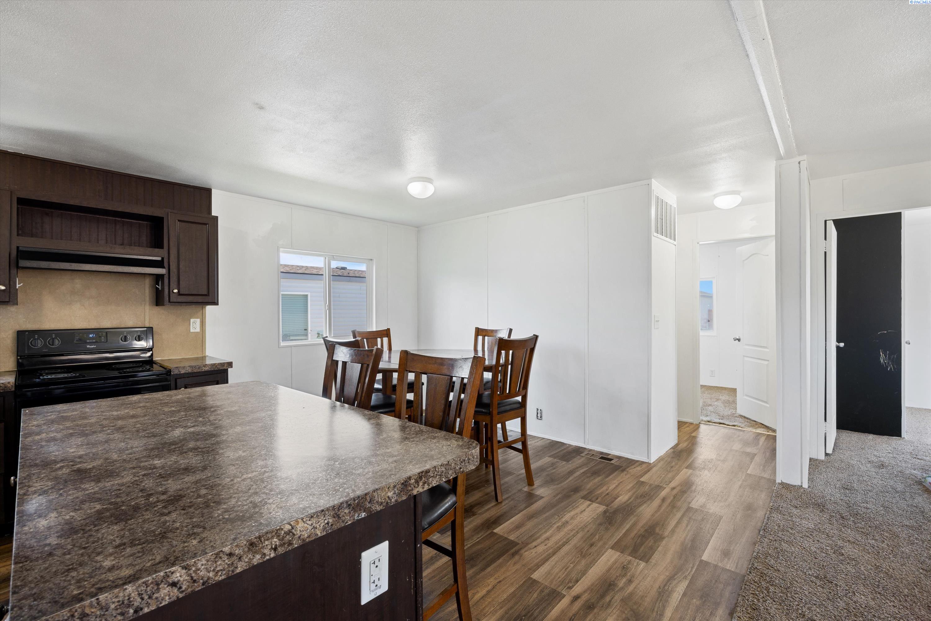 200802 East Game Farm Road, Unit 136 Kennewick, WA 99337 - Photo 9 of 25 Gallery Image 9