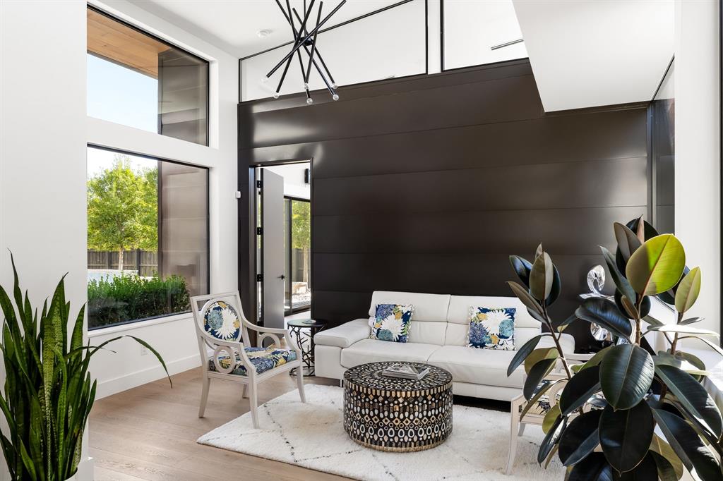 11712 Jamestown Road Dallas, TX 75230 - Photo 9 of 40 Gallery Image 9