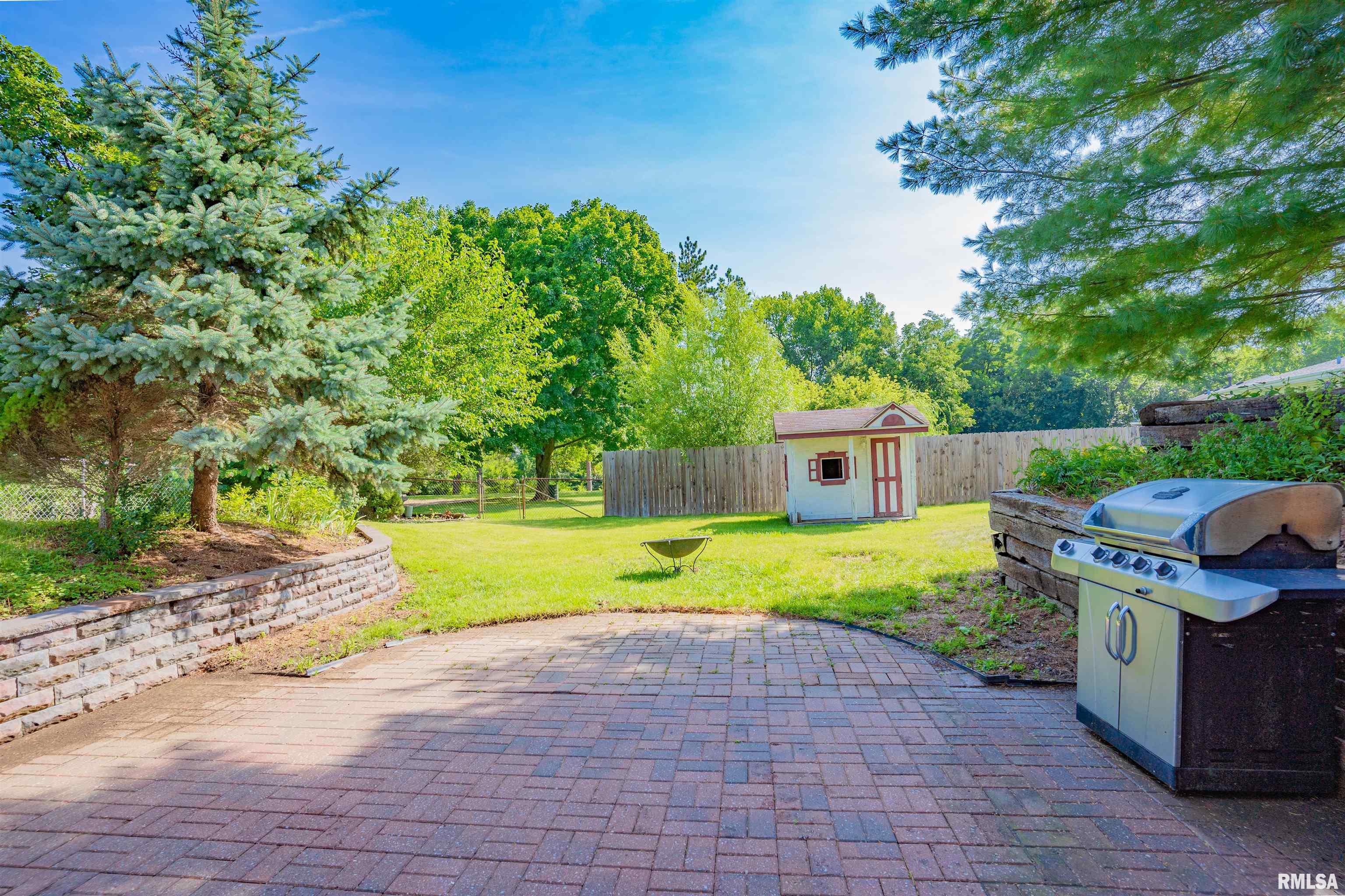 6606 North Randwick Road Peoria, IL 61615 - Photo 20 of 25 Gallery Image 20
