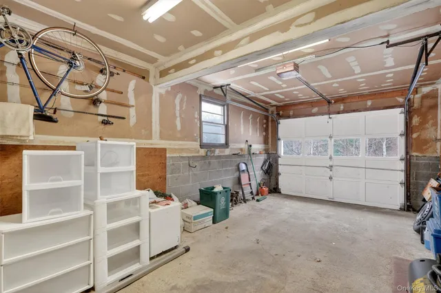 a view of a garage room