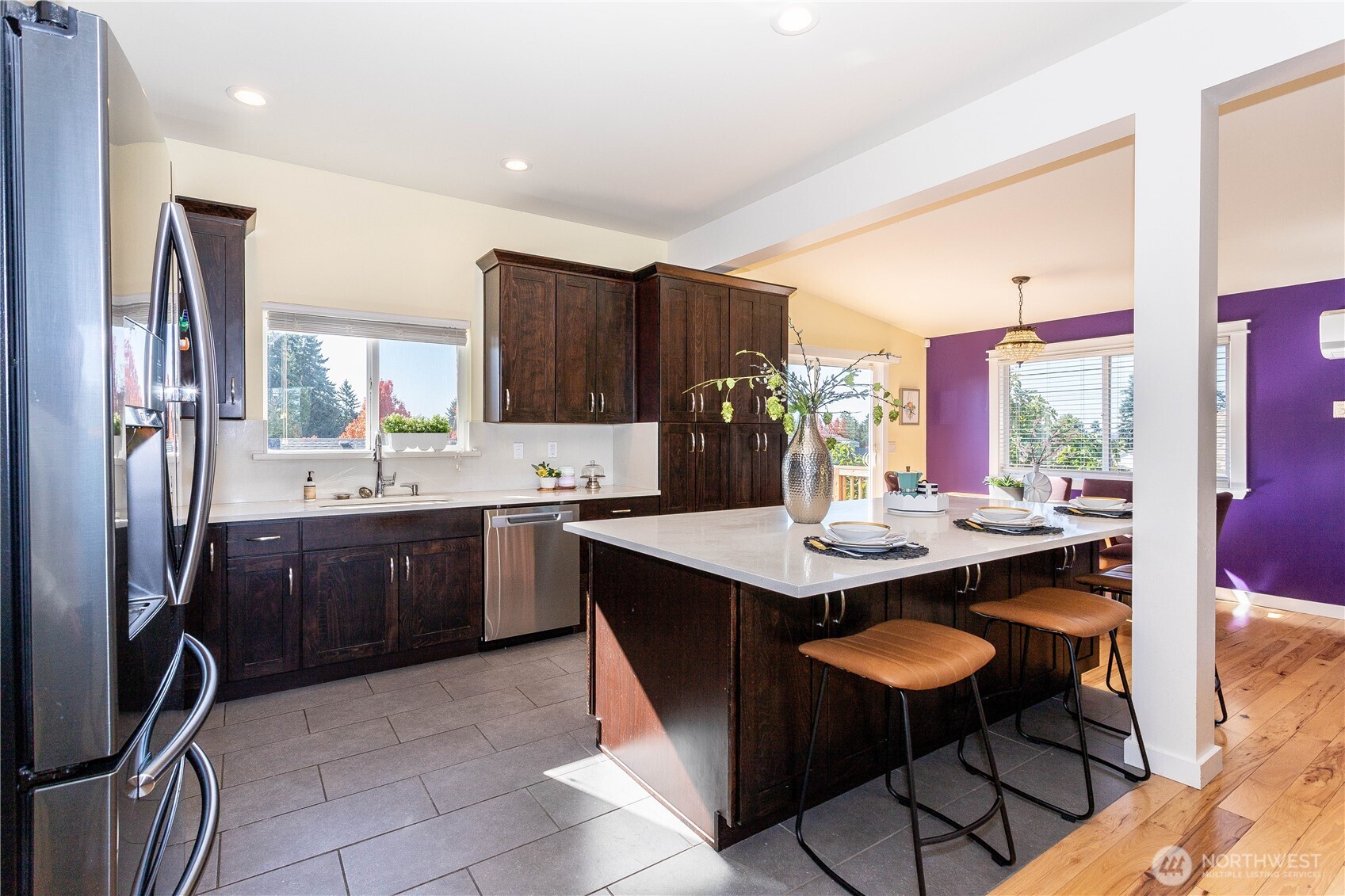 3905 Northeast 6th Street Renton, WA 98056 - Photo 5 of 32