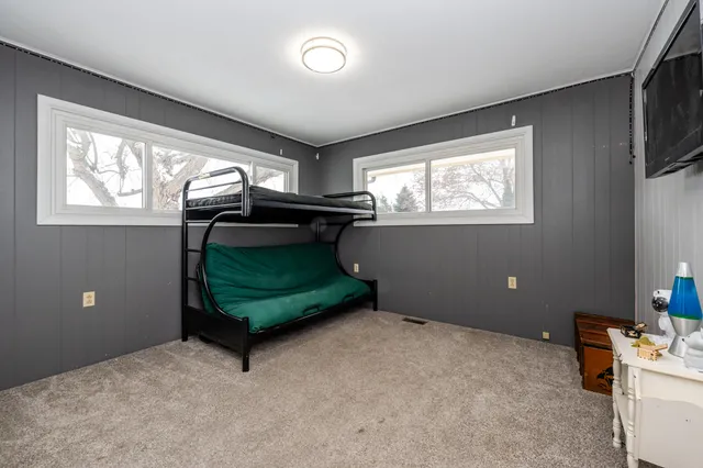 $299,900 | 4290 East Britain Avenue, Benton Harbor, MI 49022