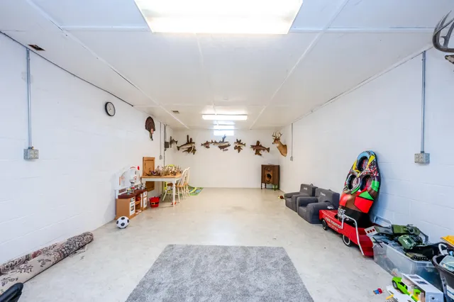 $299,900 | 4290 East Britain Avenue, Benton Harbor, MI 49022