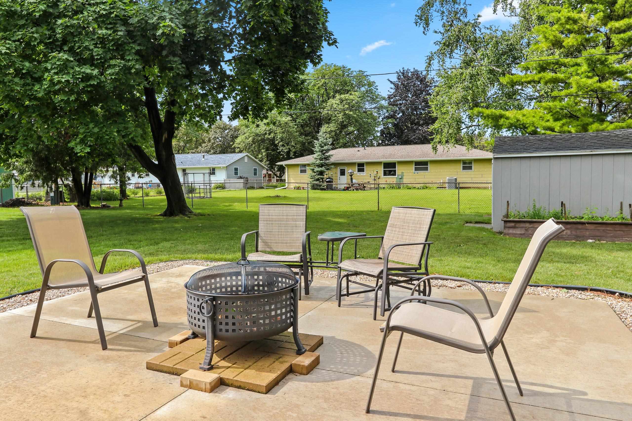 1203 Valleyview Road Green Bay, WI 54304 - Photo 59 of 81