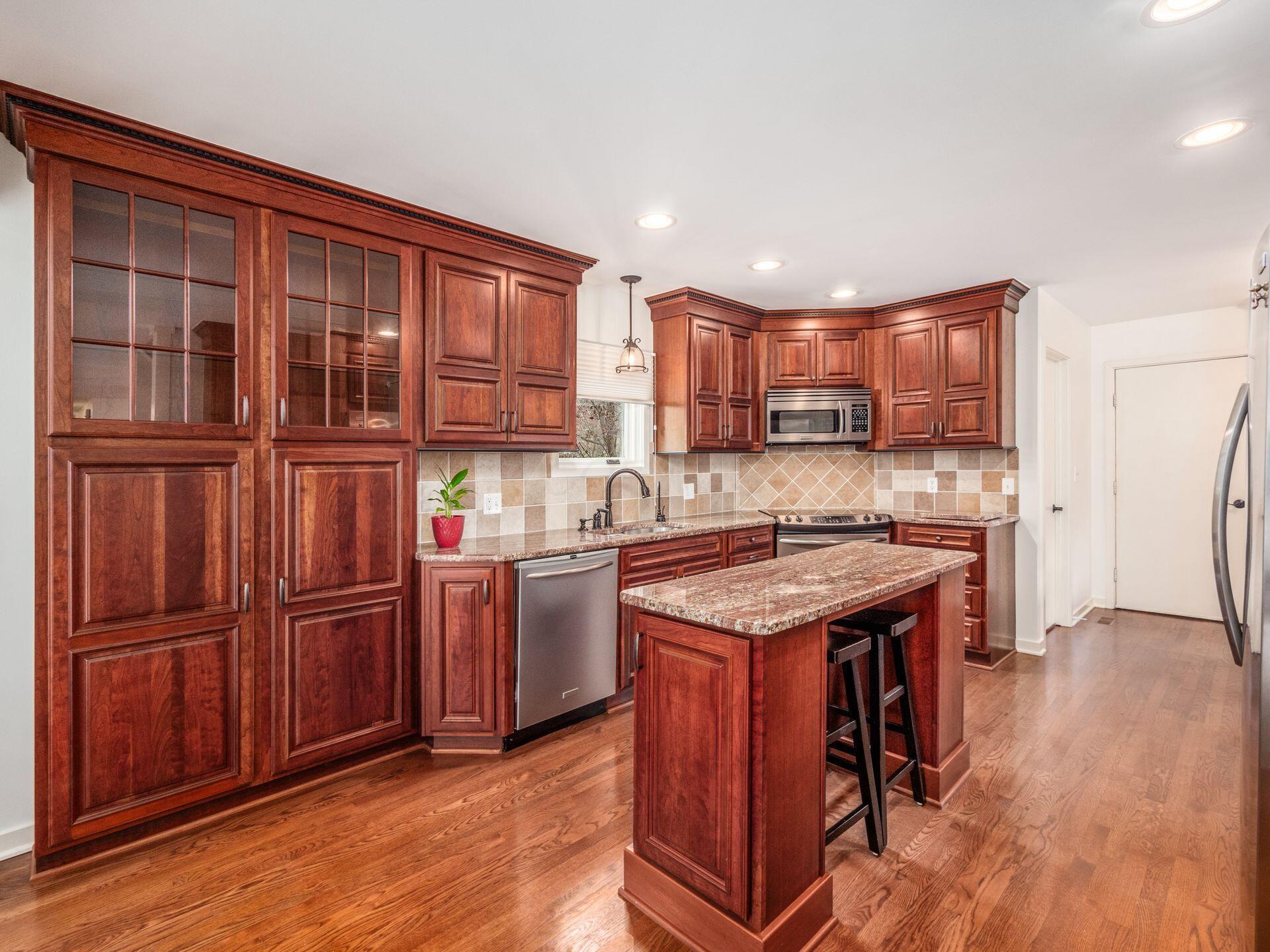 4353 Shire Landing Road Hilliard, OH 43026 - Photo 17 of 38 016_ Rd Hilliard OH 43026 USA