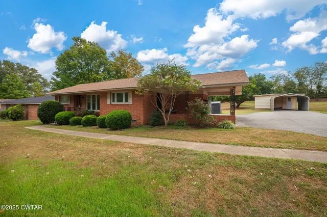 $240,000 | 2380 North Meridian Street, Greenfield, TN 38230