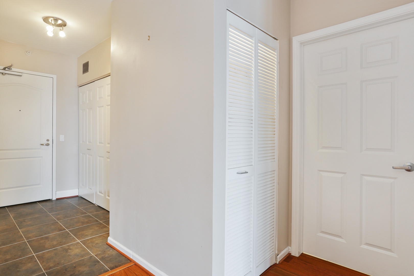 630 North State Street, Unit 1609 Chicago, IL 60654 - Photo 11 of 22 a view of an empty room