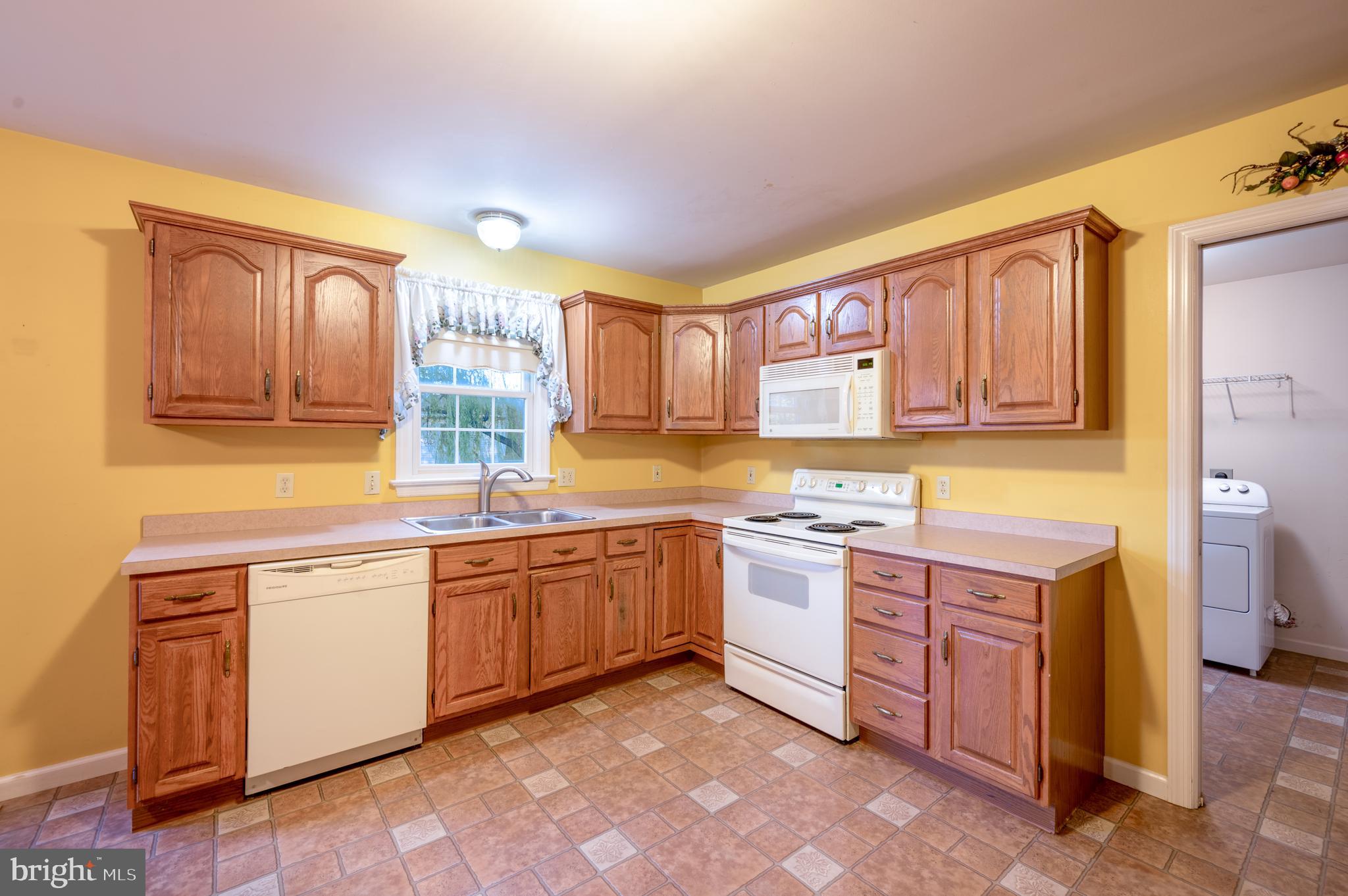 2371 Raleigh Road Hummelstown, PA 17036 - Photo 6 of 26 Gallery Image 6