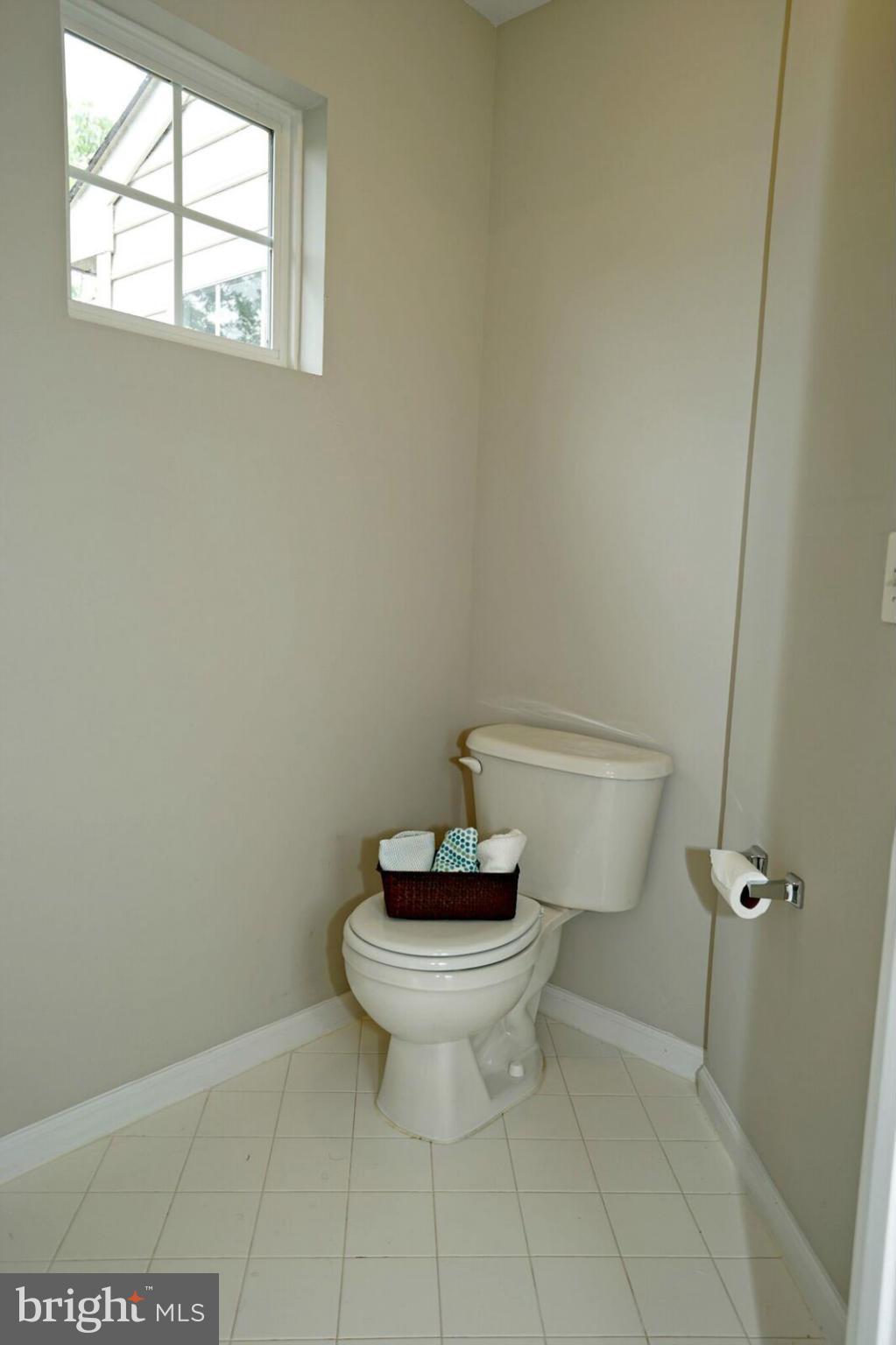 43388 Allisons Ridge Terrace Ashburn, VA 20148 - Photo 24 of 30 Bath